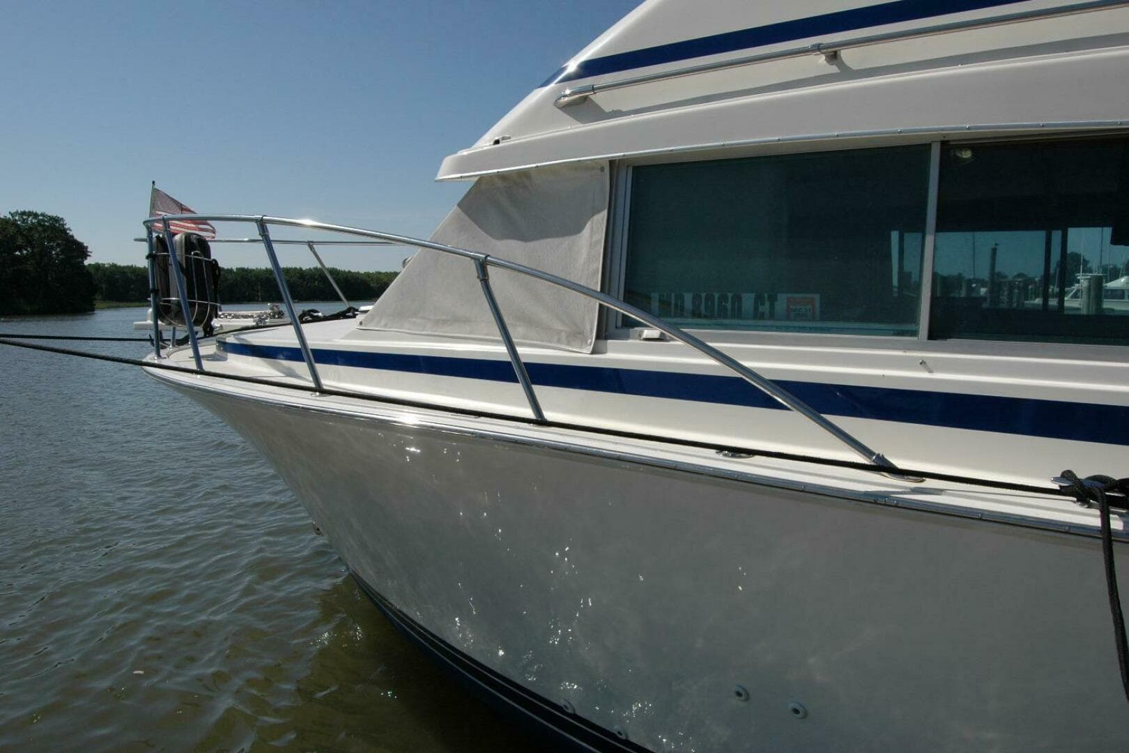 1987 Bertram 33 Sport Fisherman — photo 19