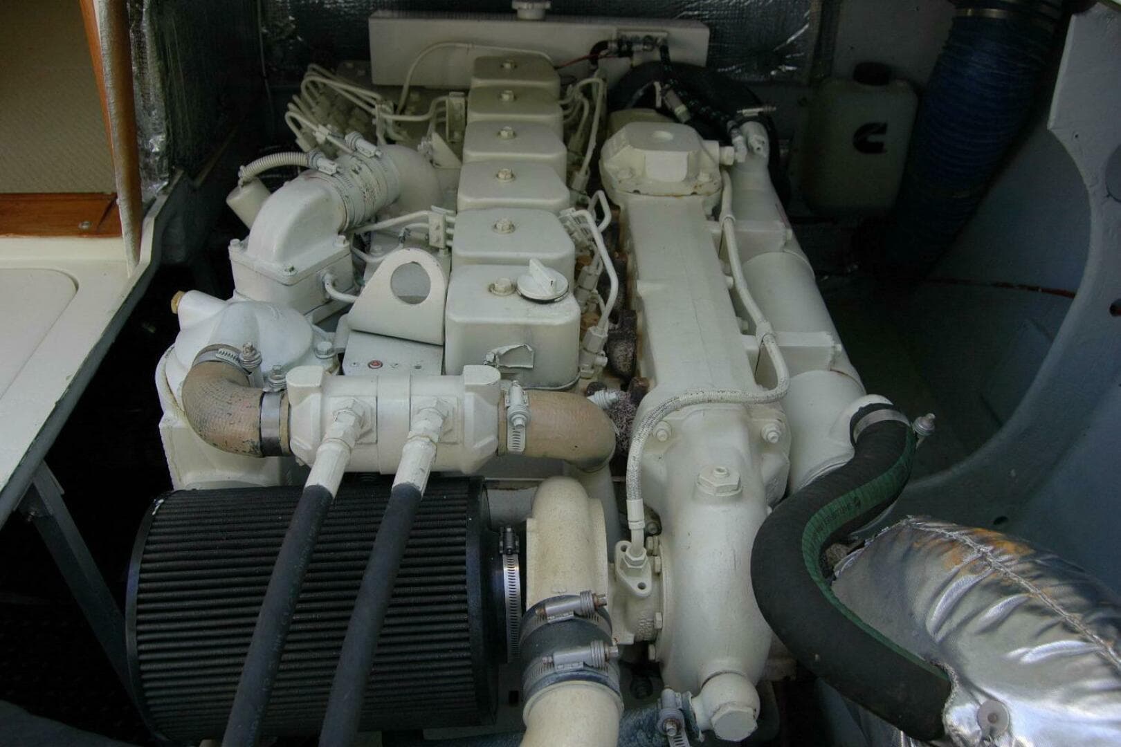 1987 Bertram 33 Sport Fisherman — photo 47