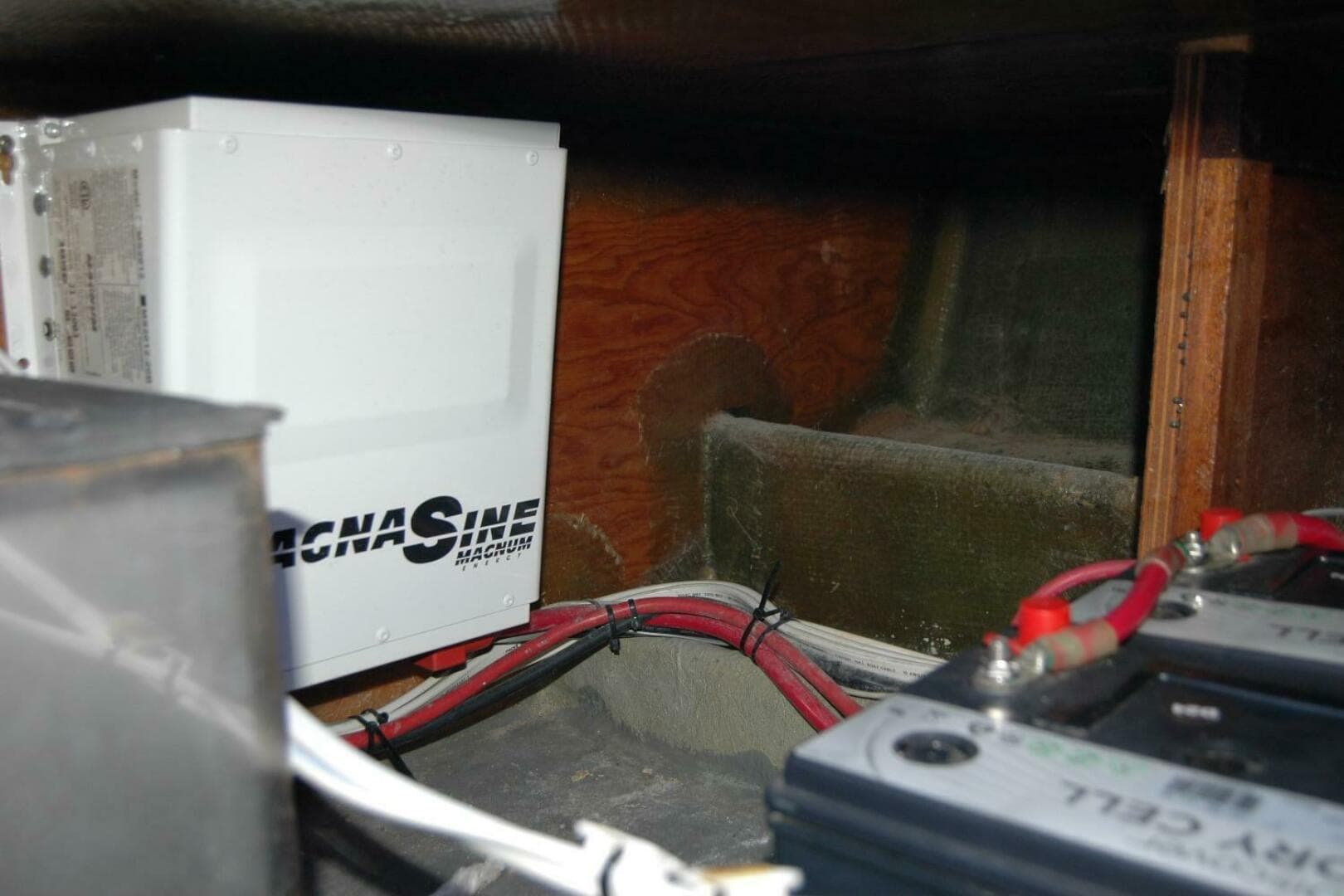 1987 Bertram 33 Sport Fisherman — photo 99