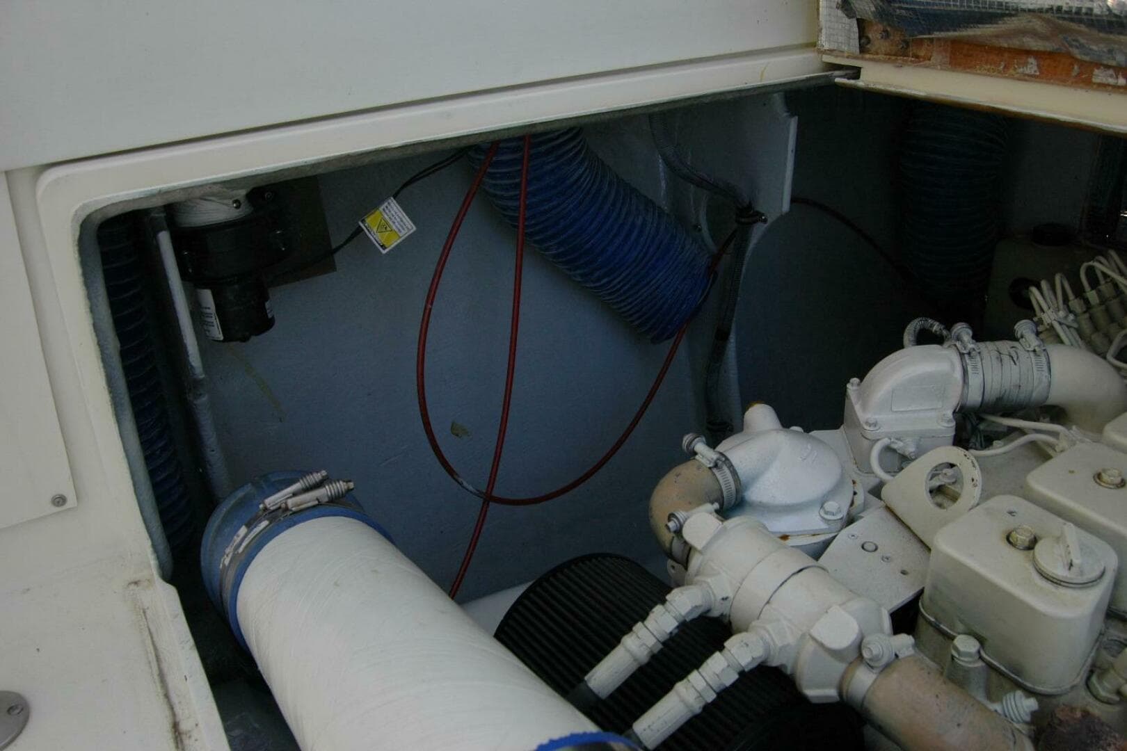 1987 Bertram 33 Sport Fisherman — photo 52