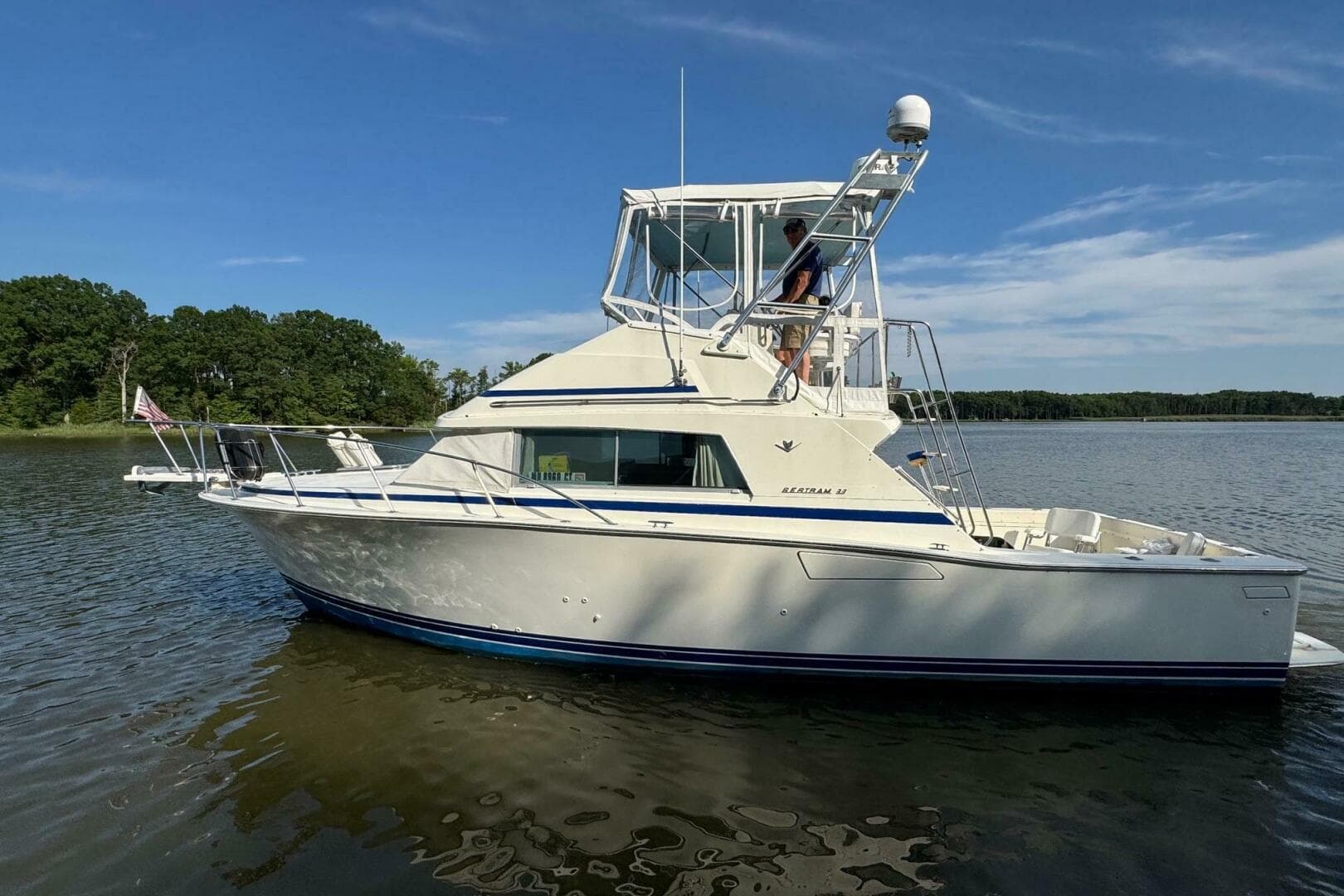 1987 Bertram 33 Sport Fisherman — photo 3