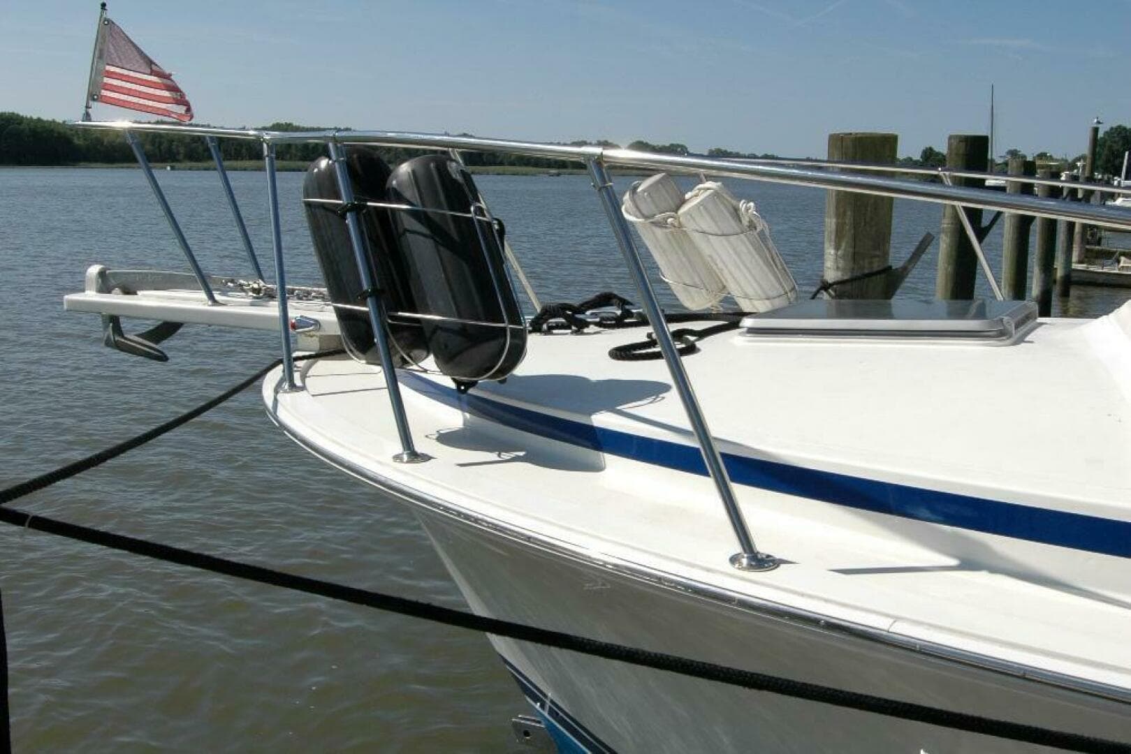 1987 Bertram 33 Sport Fisherman — photo 13