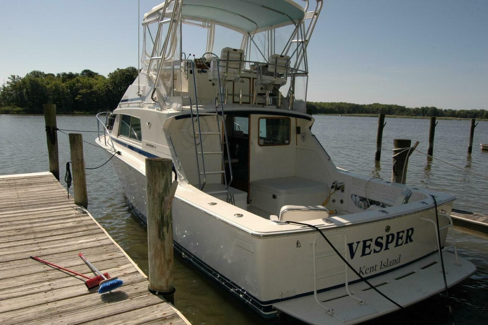 1987 Bertram 33 Sport Fisherman — photo 9