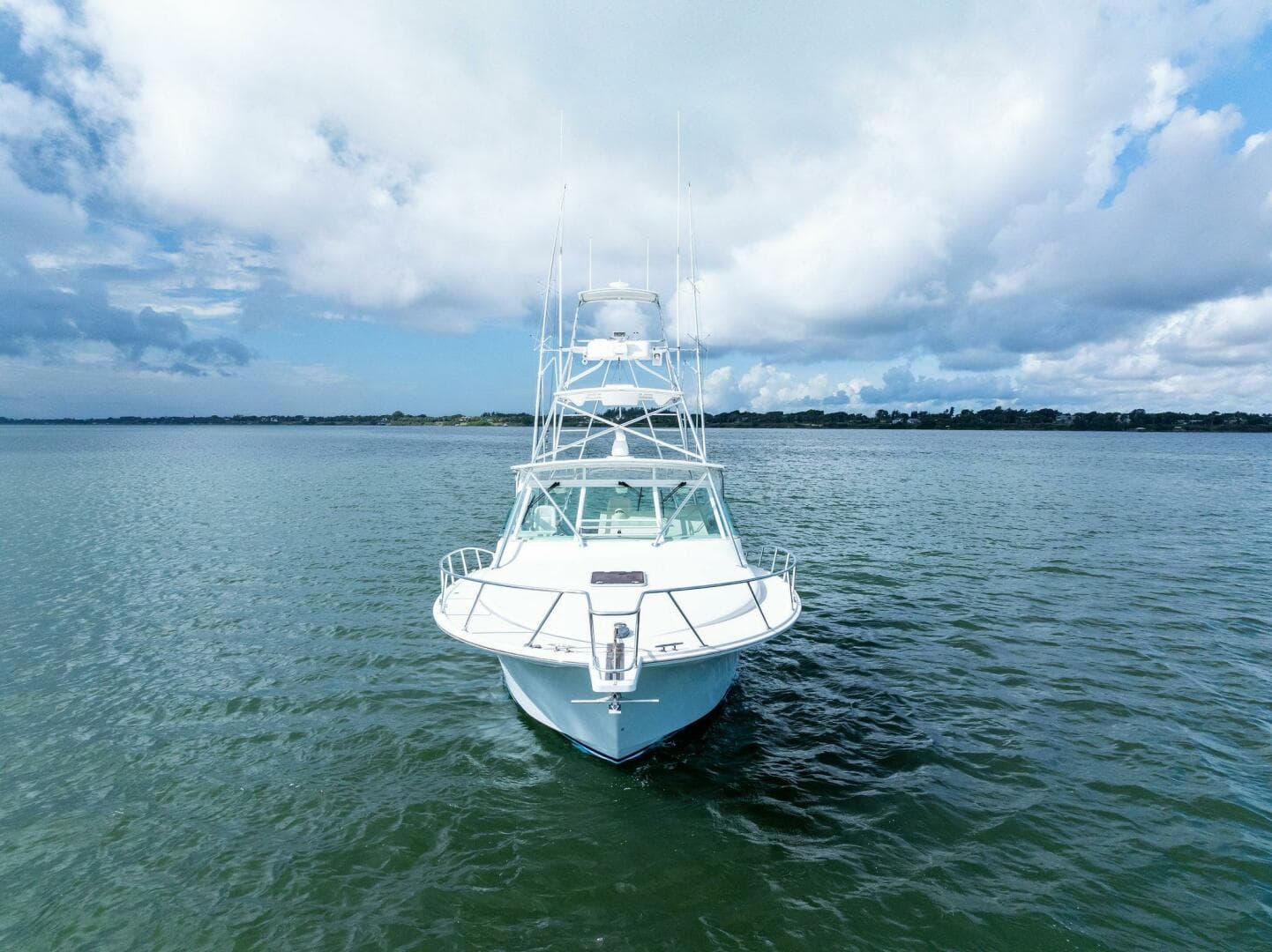 2004 Cabo 40 Hardtop Express — photo 3