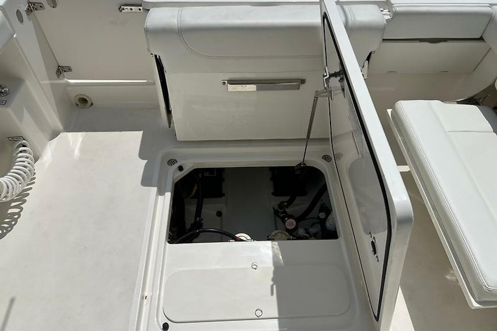 2021 Pursuit 266 DC — photo 38