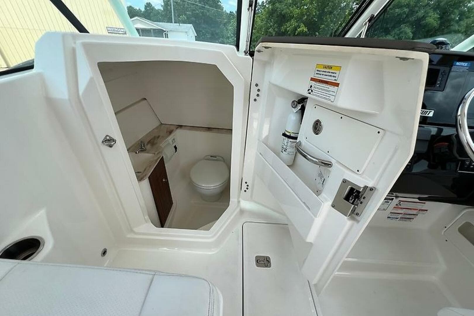 2021 Pursuit 266 DC — photo 24