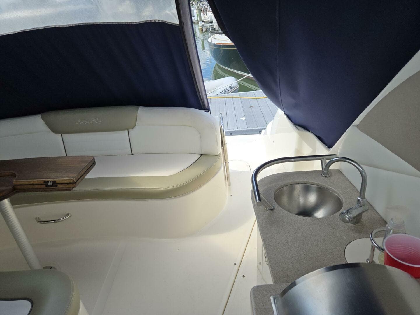 2007 Sea Ray 310 Sundancer — photo 30