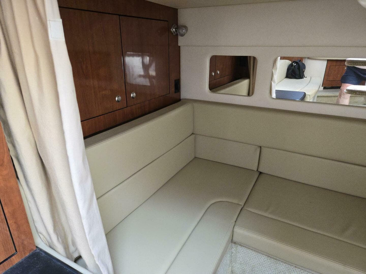 2007 Sea Ray 310 Sundancer — photo 6