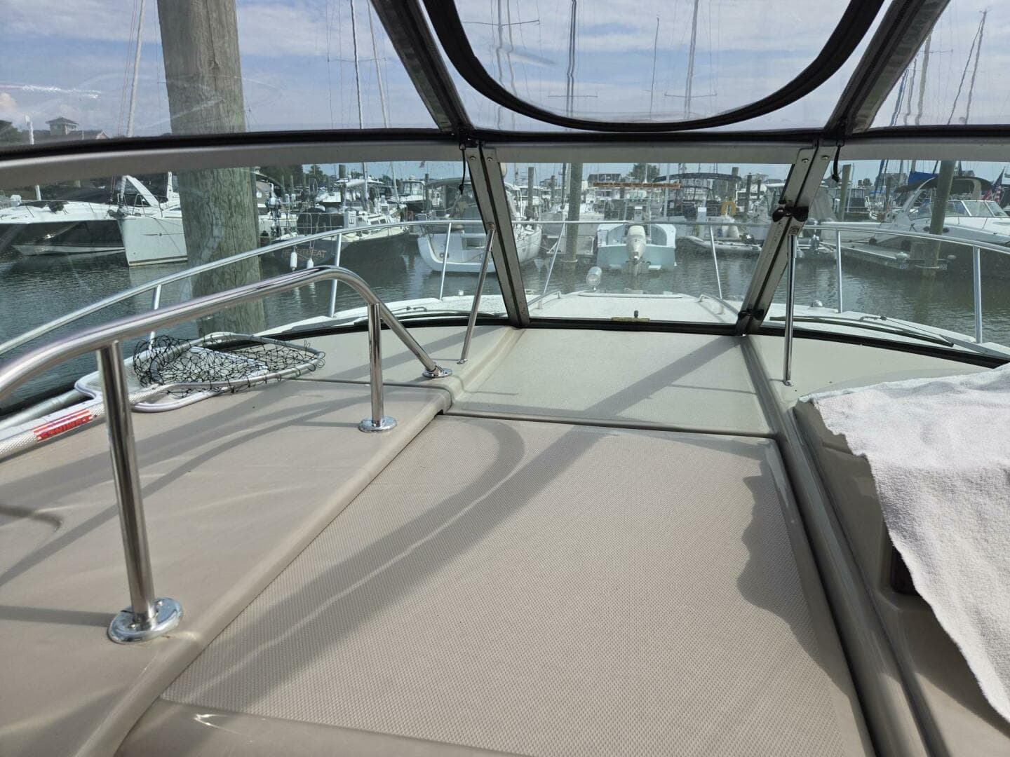 2007 Sea Ray 310 Sundancer — photo 31