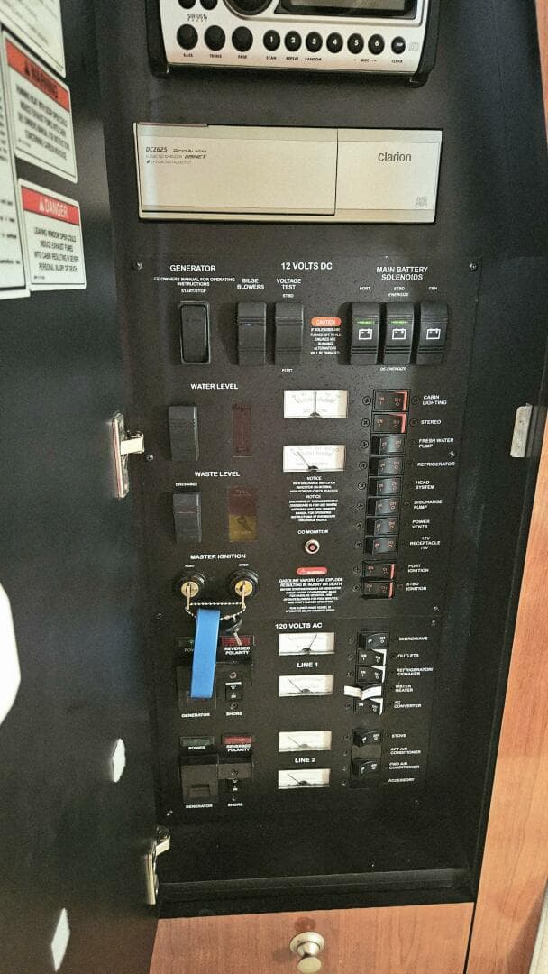 2007 Sea Ray 340 Sundancer — photo 37