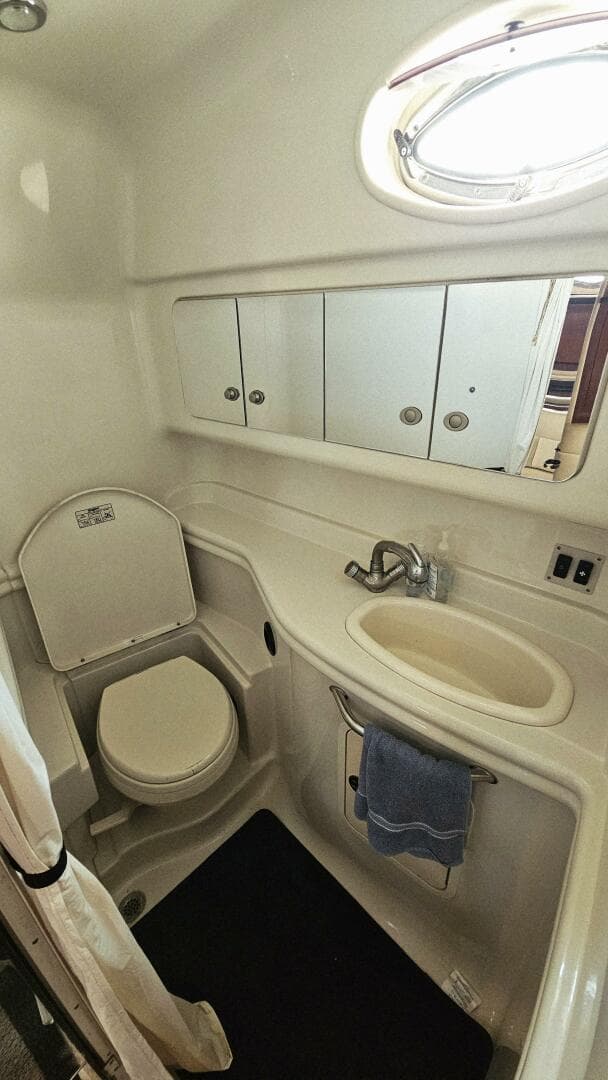 2007 Sea Ray 340 Sundancer — photo 36