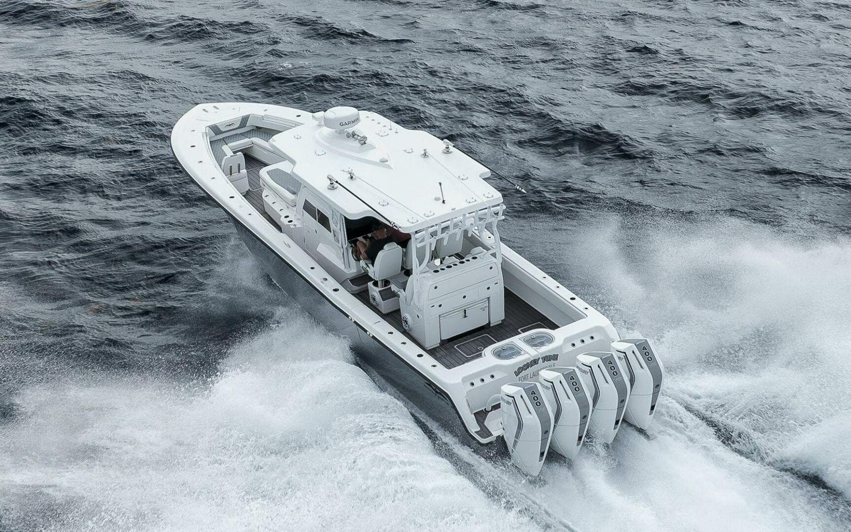 2024 Invincible 43 Open — photo 12