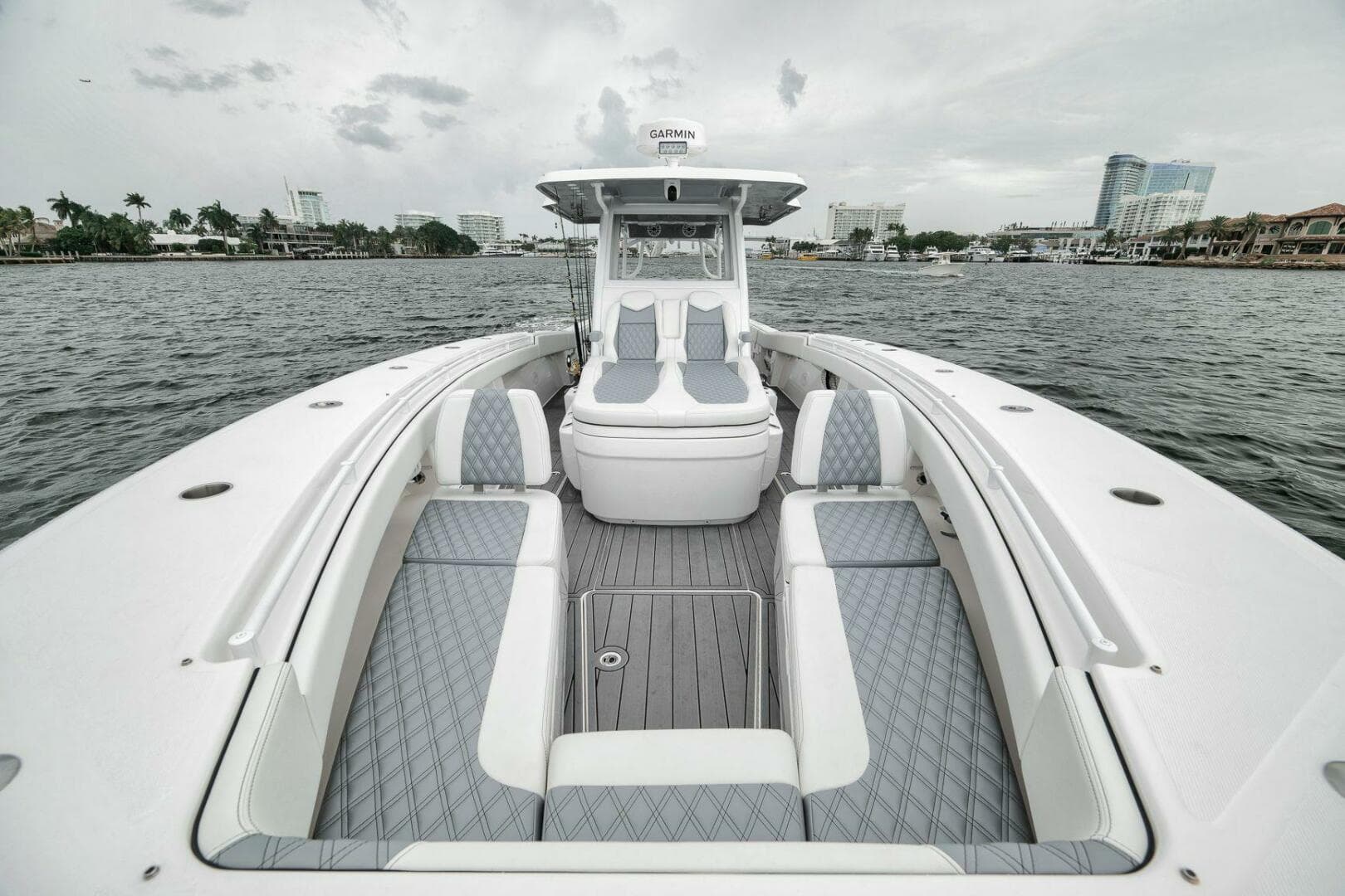 2024 Invincible 43 Open — photo 18