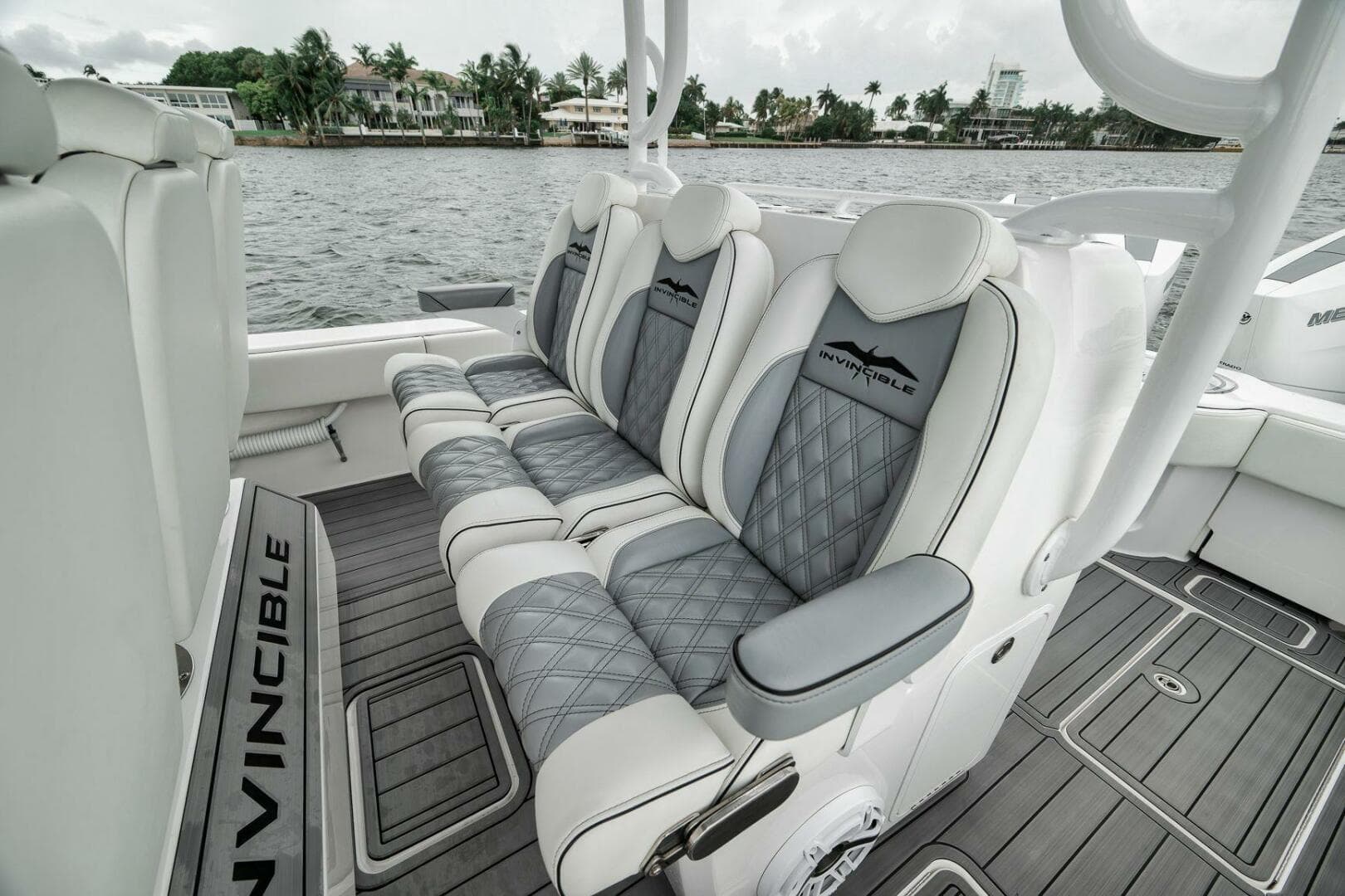 2024 Invincible 43 Open — photo 36