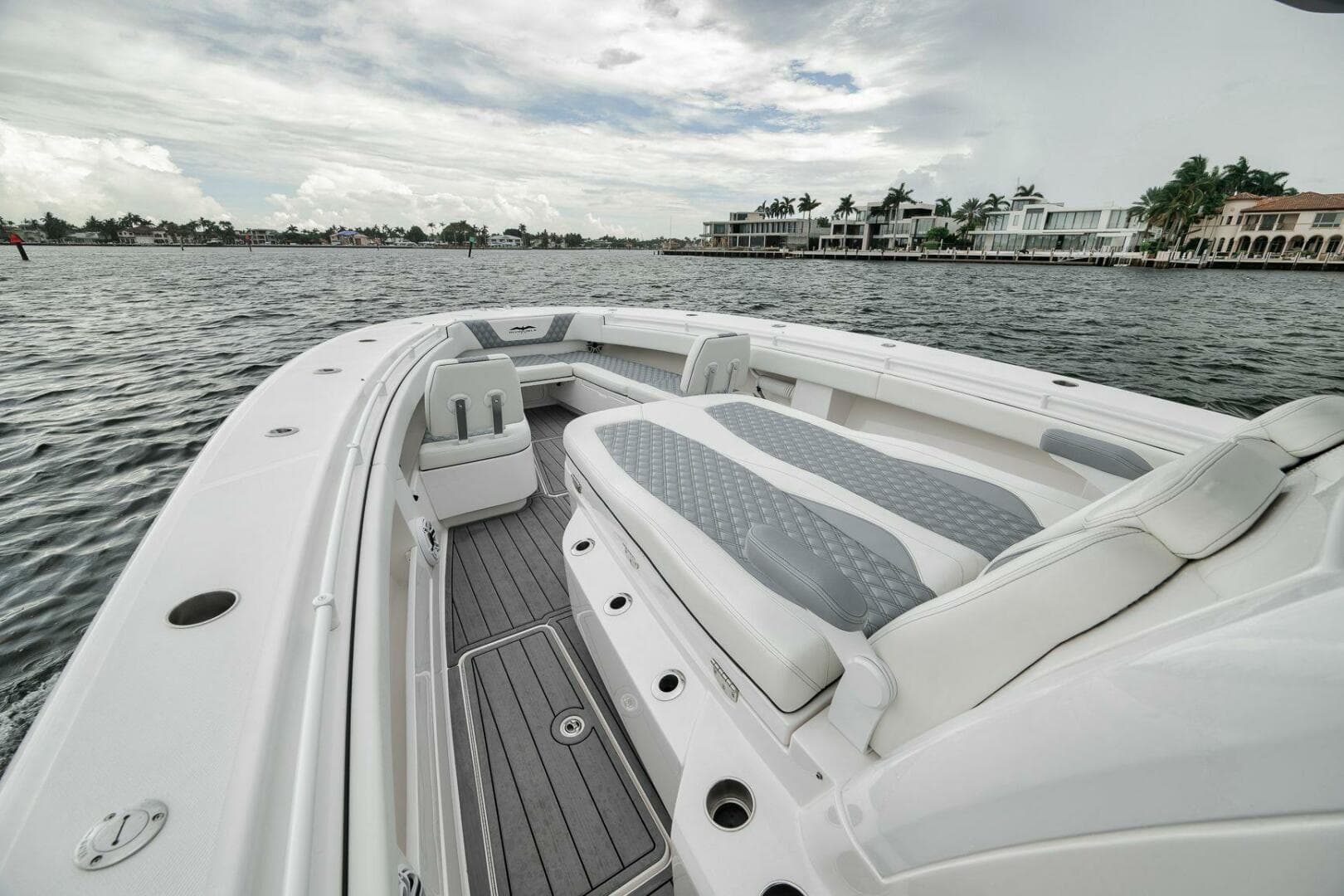 2024 Invincible 43 Open — photo 15