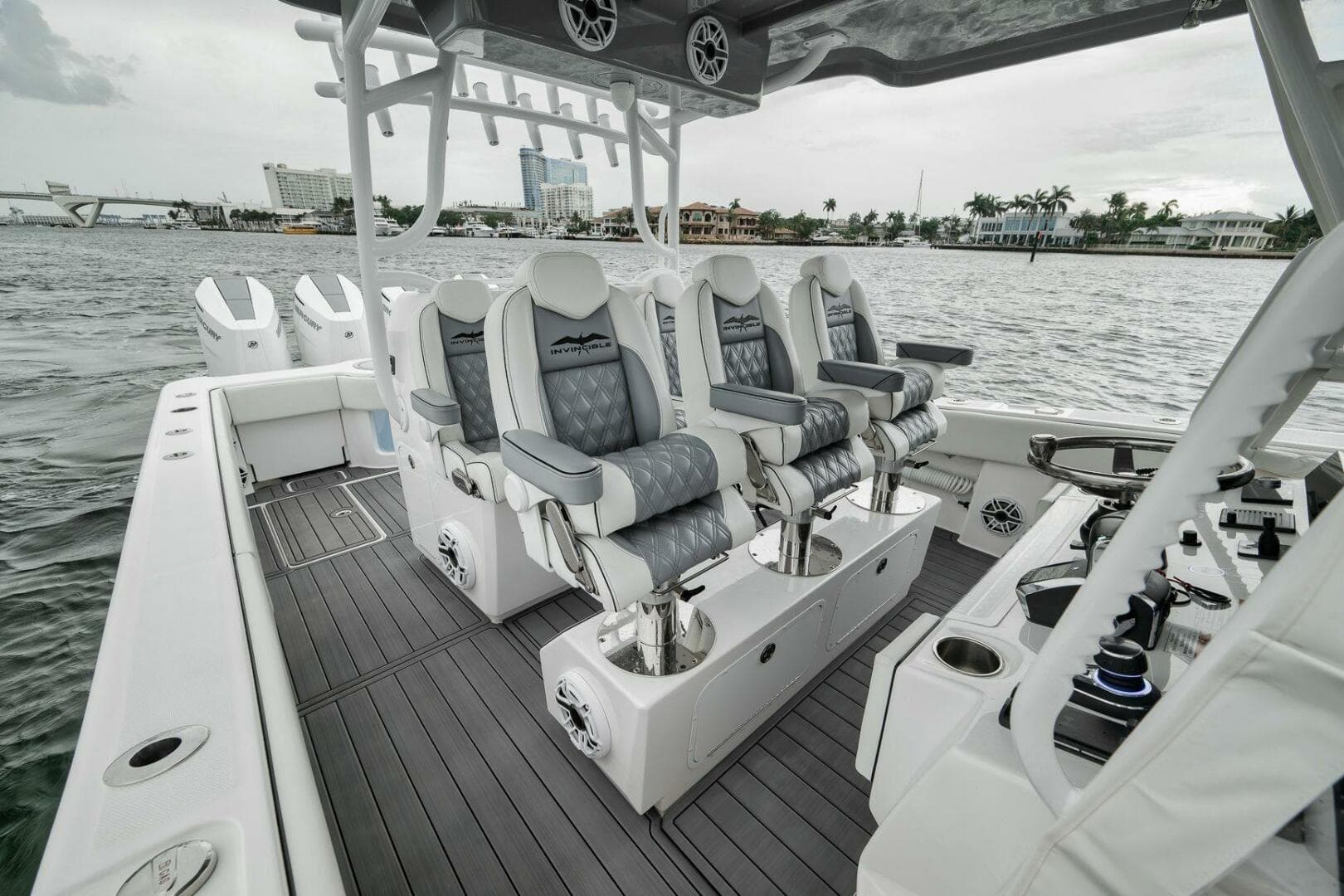 2024 Invincible 43 Open — photo 35