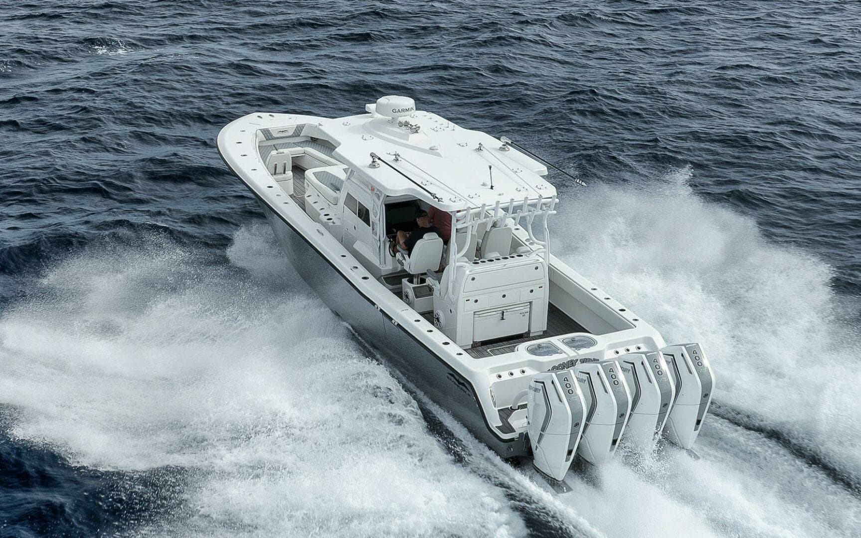 2024 Invincible 43 Open — photo 10