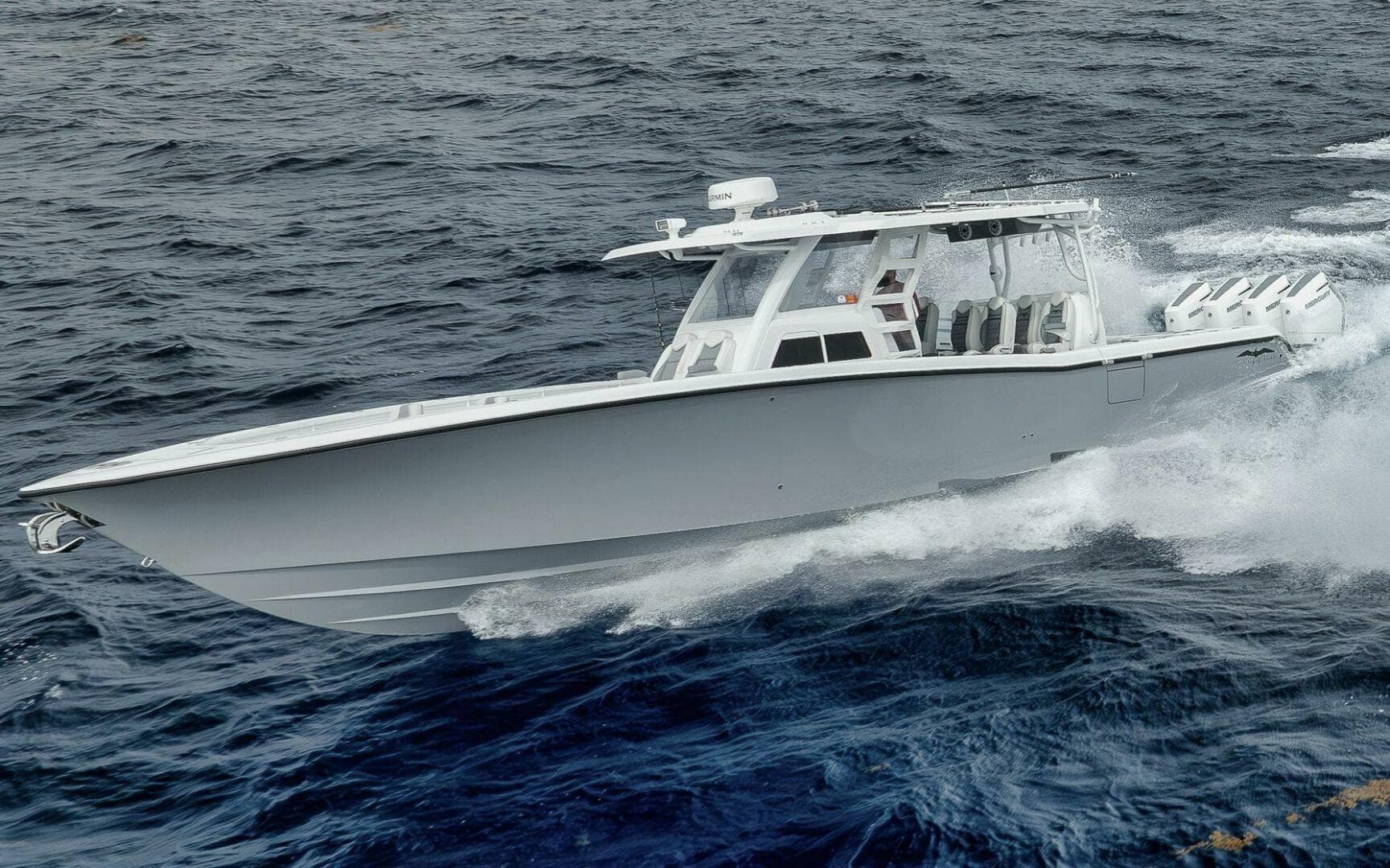 2024 Invincible 43 Open — photo 7