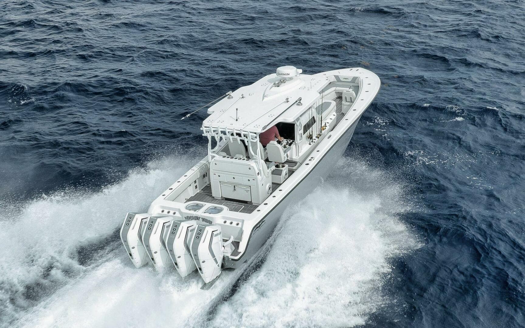 2024 Invincible 43 Open — photo 3