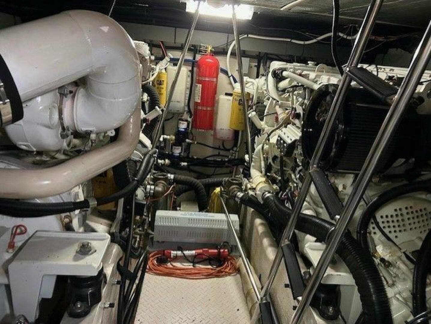 1998 Sea Ray 540 Sundancer — photo 60