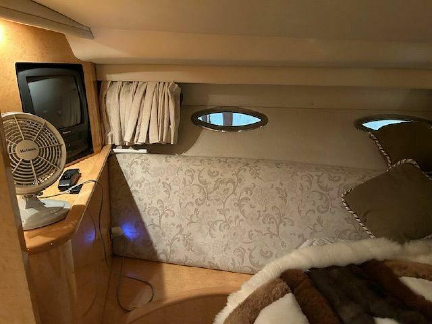 1998 Sea Ray 540 Sundancer — photo 57