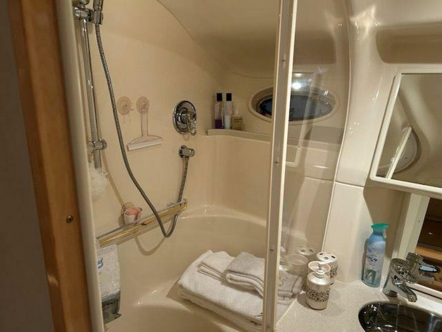 1998 Sea Ray 540 Sundancer — photo 59