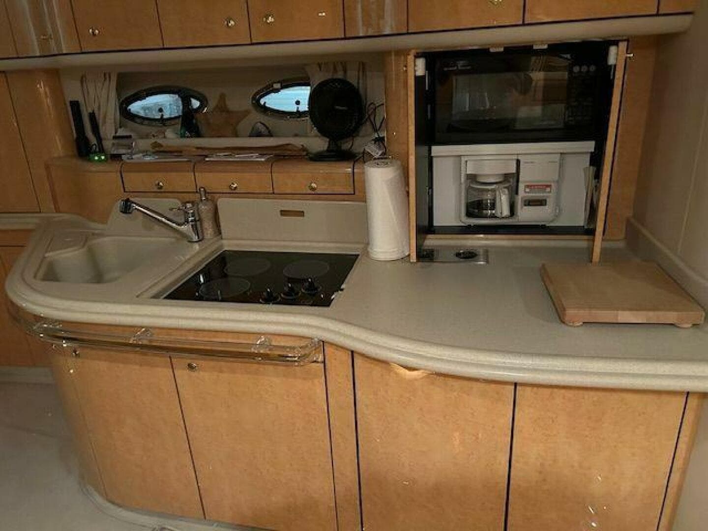 1998 Sea Ray 540 Sundancer — photo 46