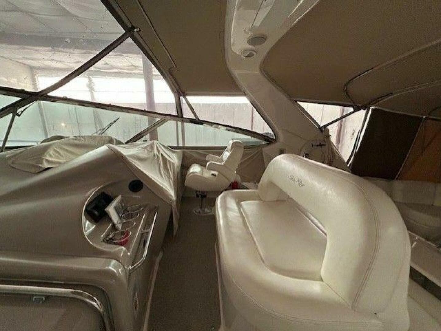 1998 Sea Ray 540 Sundancer — photo 23