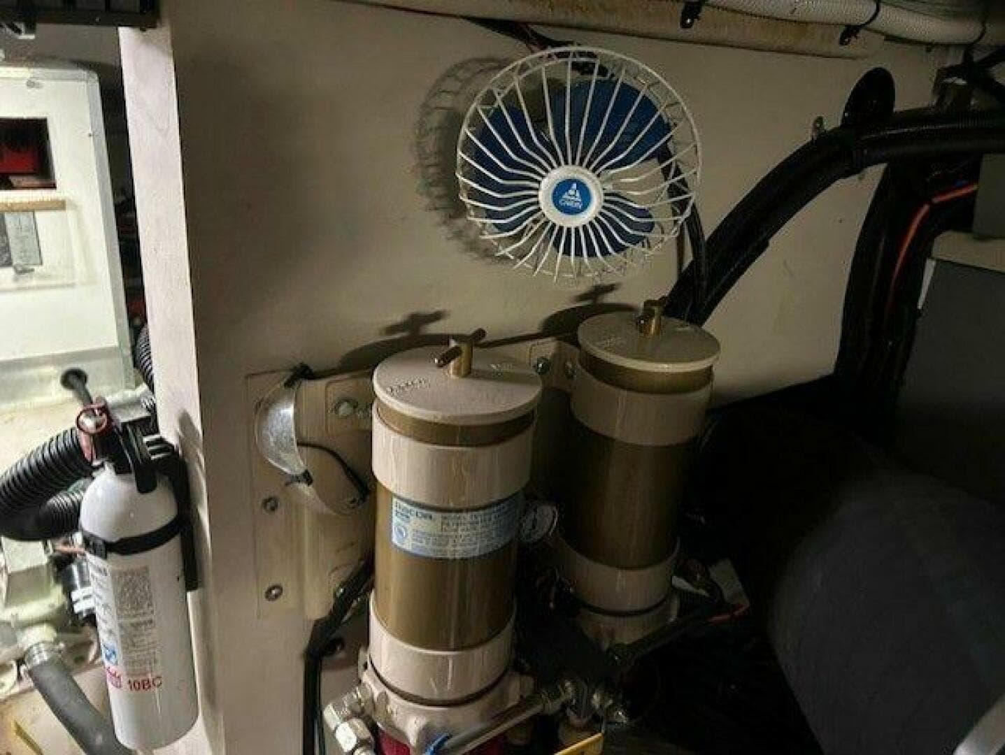 1998 Sea Ray 540 Sundancer — photo 70