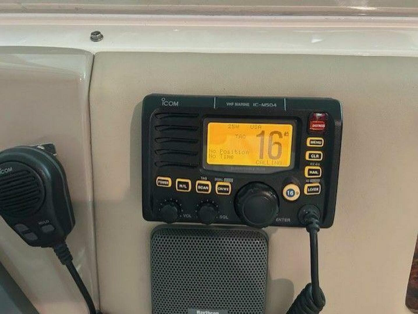 1998 Sea Ray 540 Sundancer — photo 38