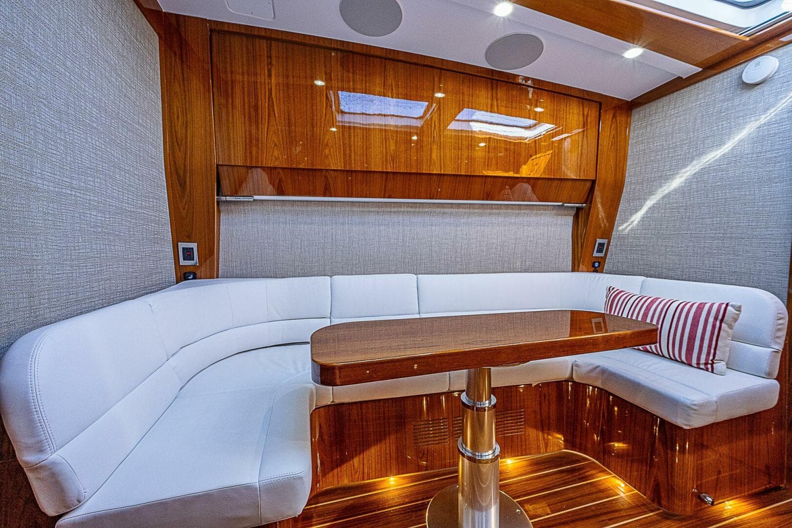 2024 Hcb 65 Estrella — photo 11