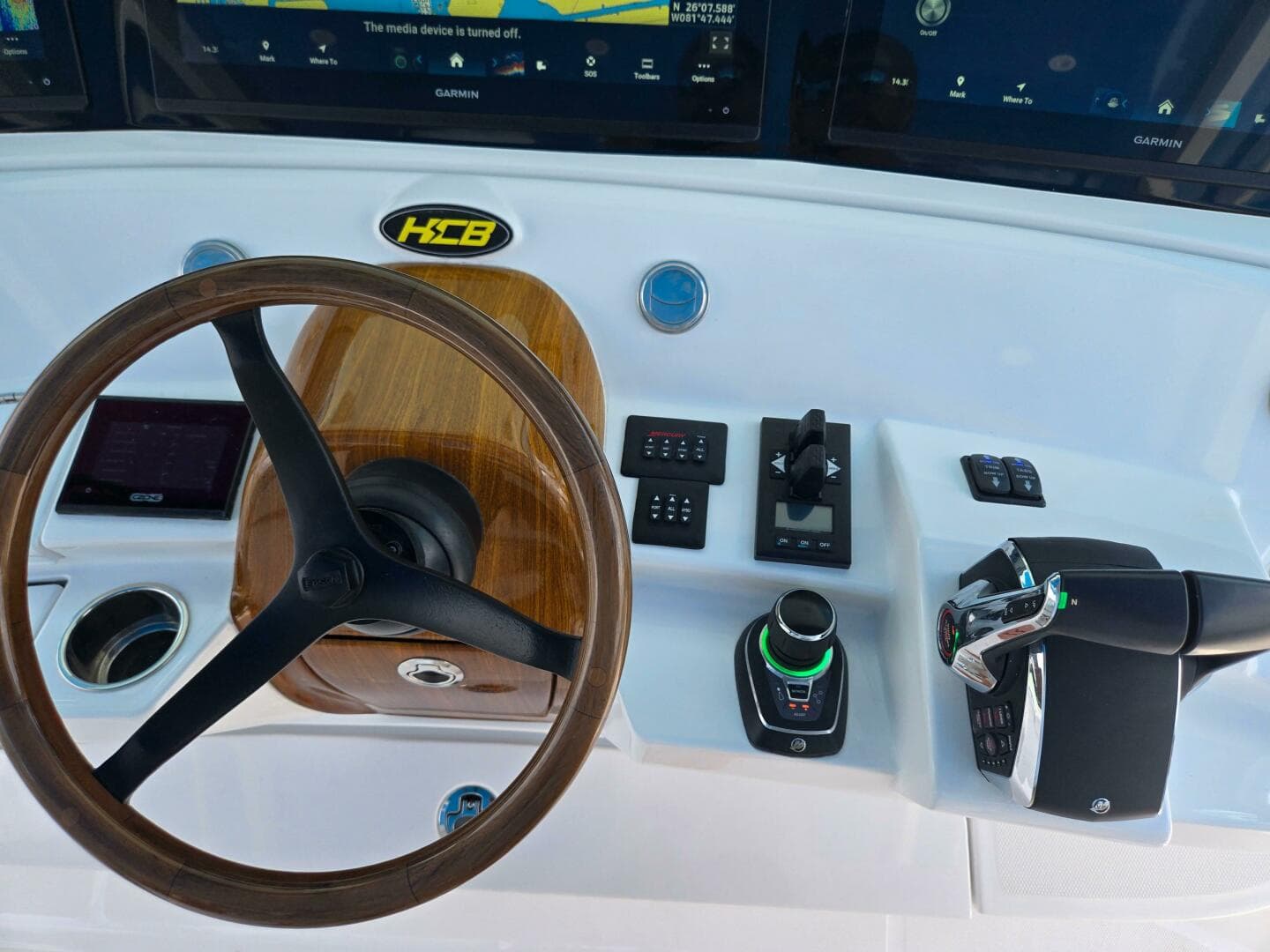 2024 Hcb 65 Estrella — photo 22