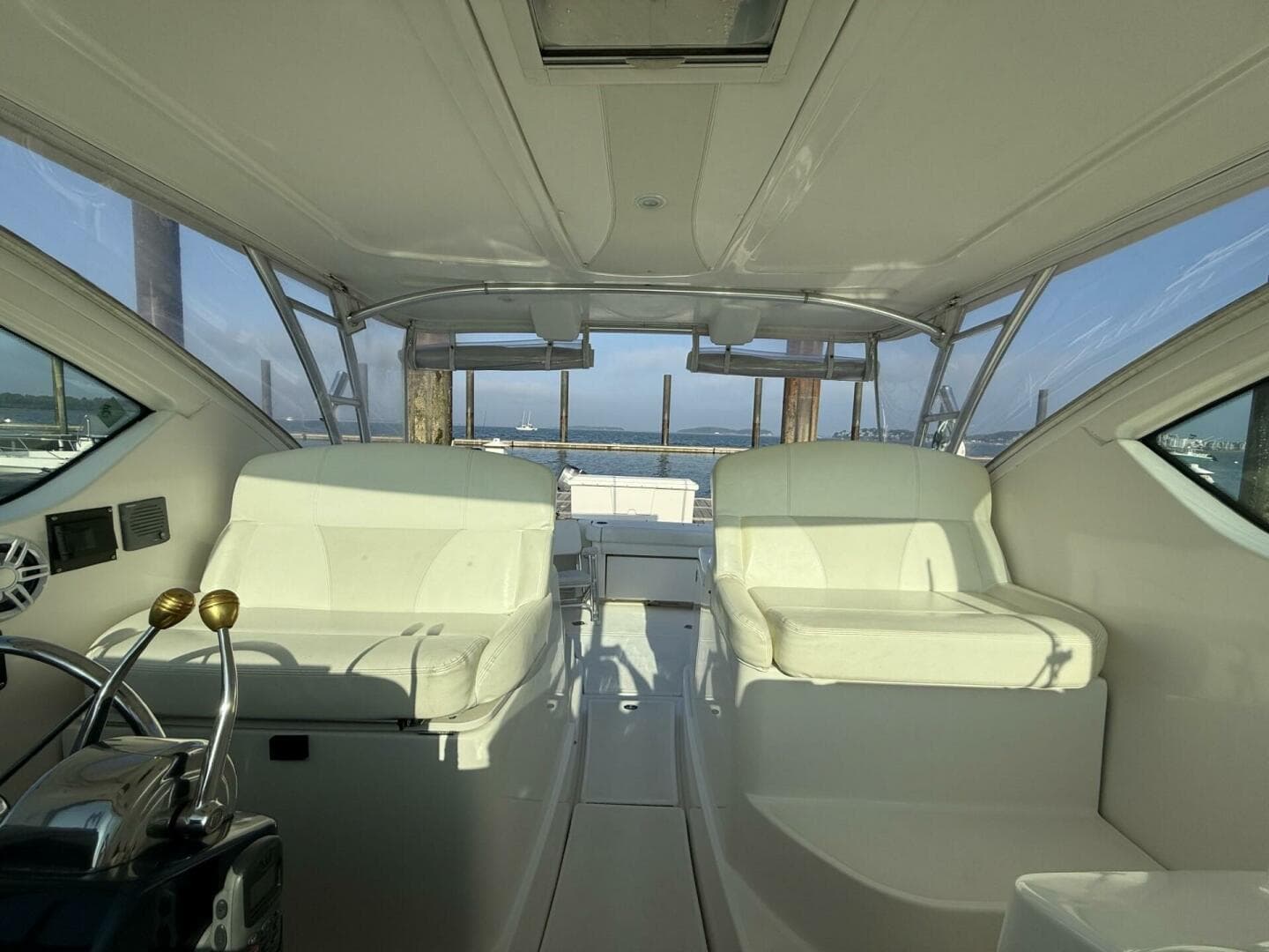 2008 Tiara Yachts 3000 Open — photo 12