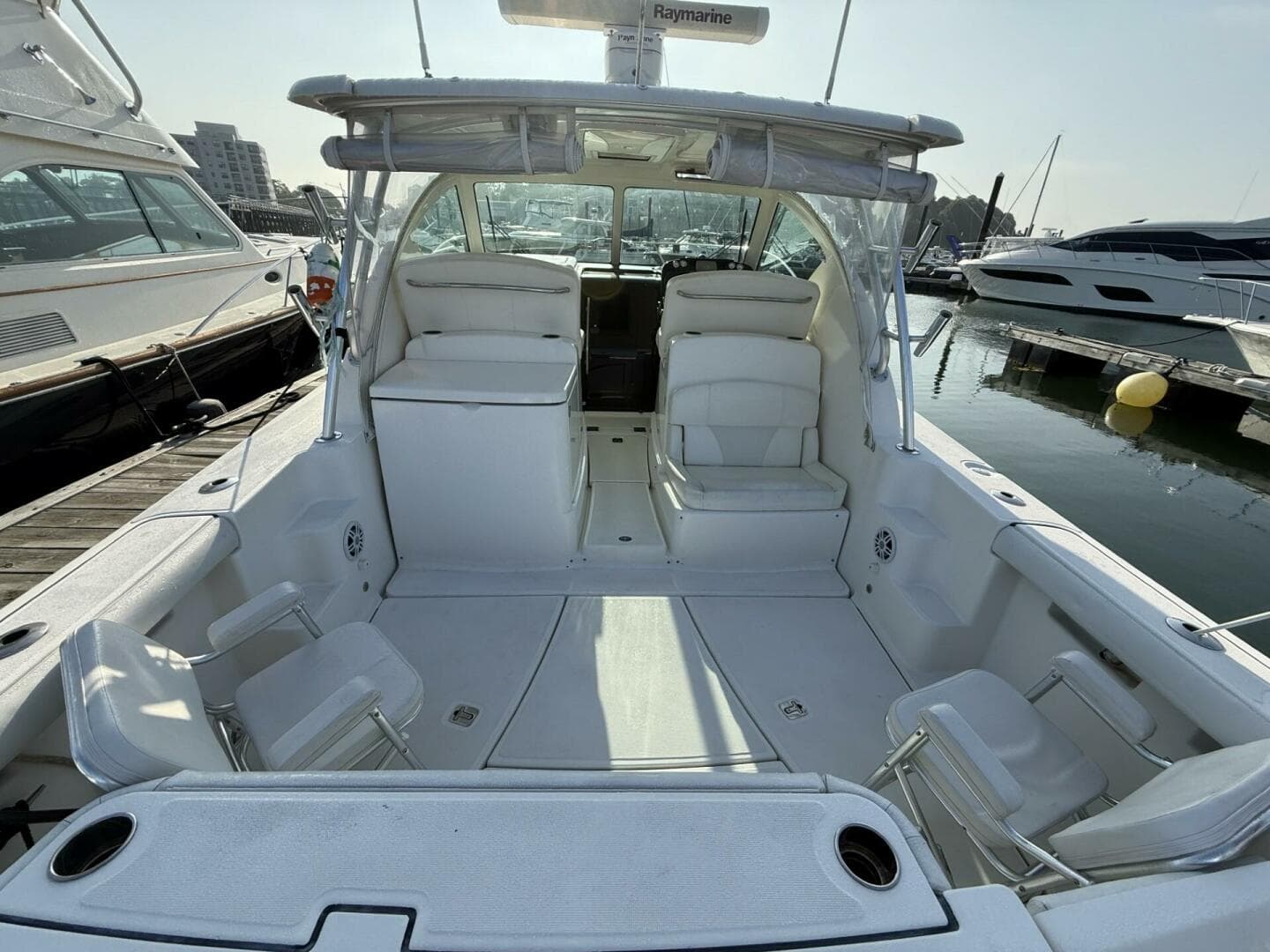 2008 Tiara Yachts 3000 Open — photo 9