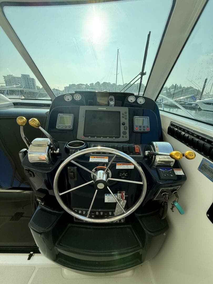 2008 Tiara Yachts 3000 Open — photo 14