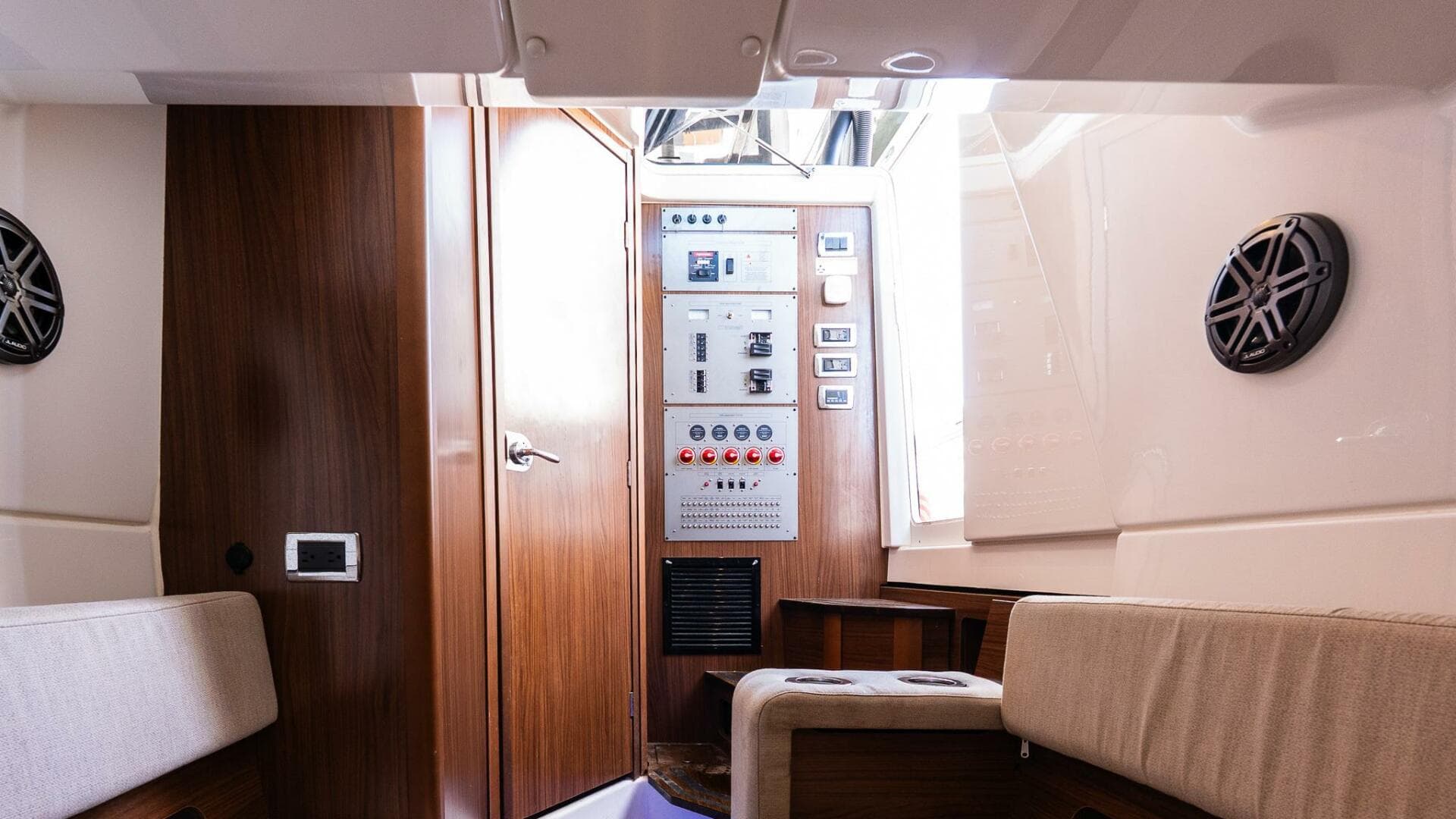 2021 Wellcraft 402 Fisherman — photo 36