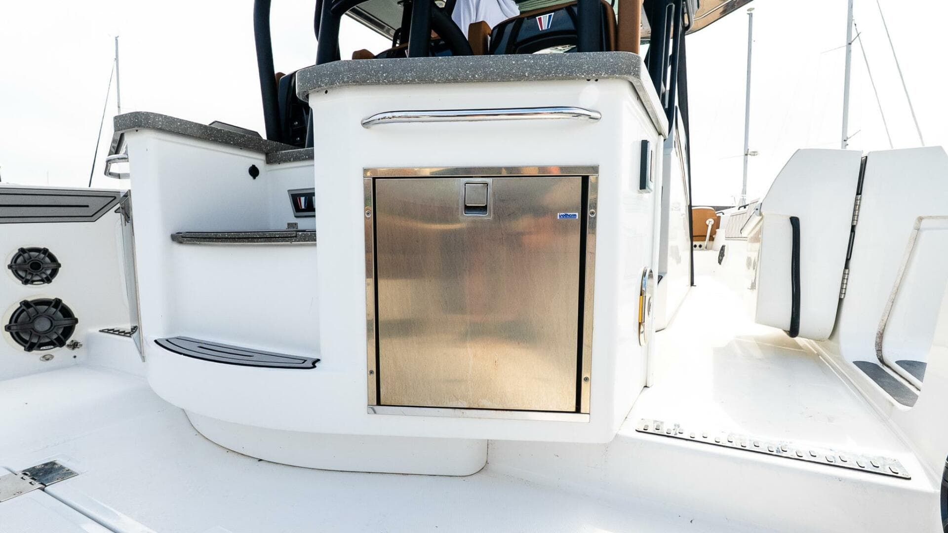 2021 Wellcraft 402 Fisherman — photo 16