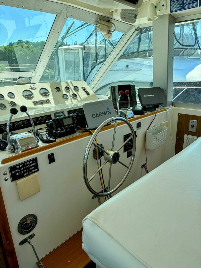 1977 Bertram 42 — photo 22