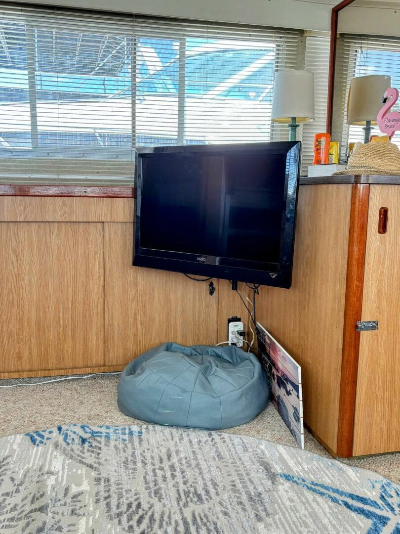 1977 Bertram 42 — photo 35