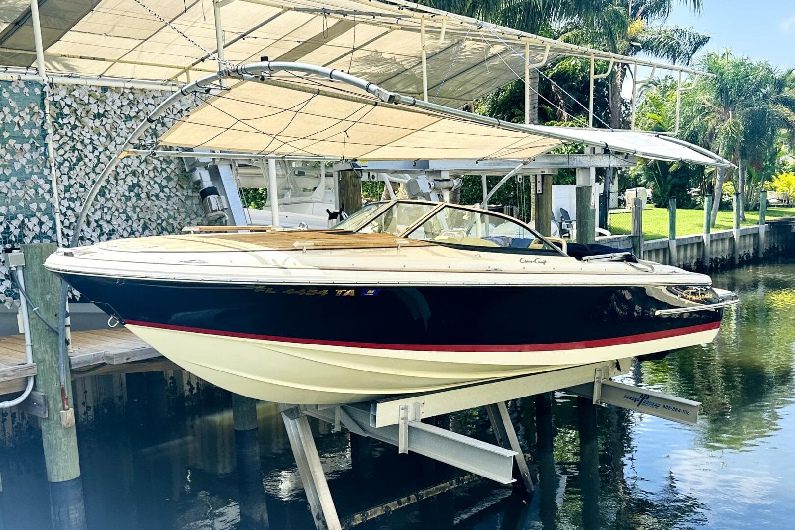 2013 Chris-Craft Corsair 22