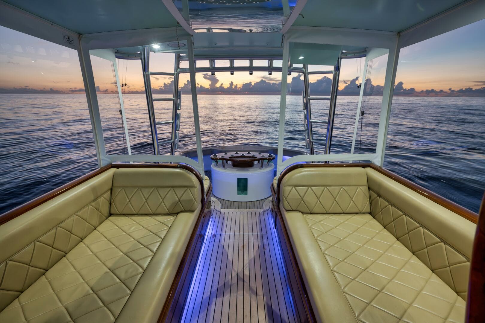 2019 Winter Custom Yachts 46 Walkaround — photo 50