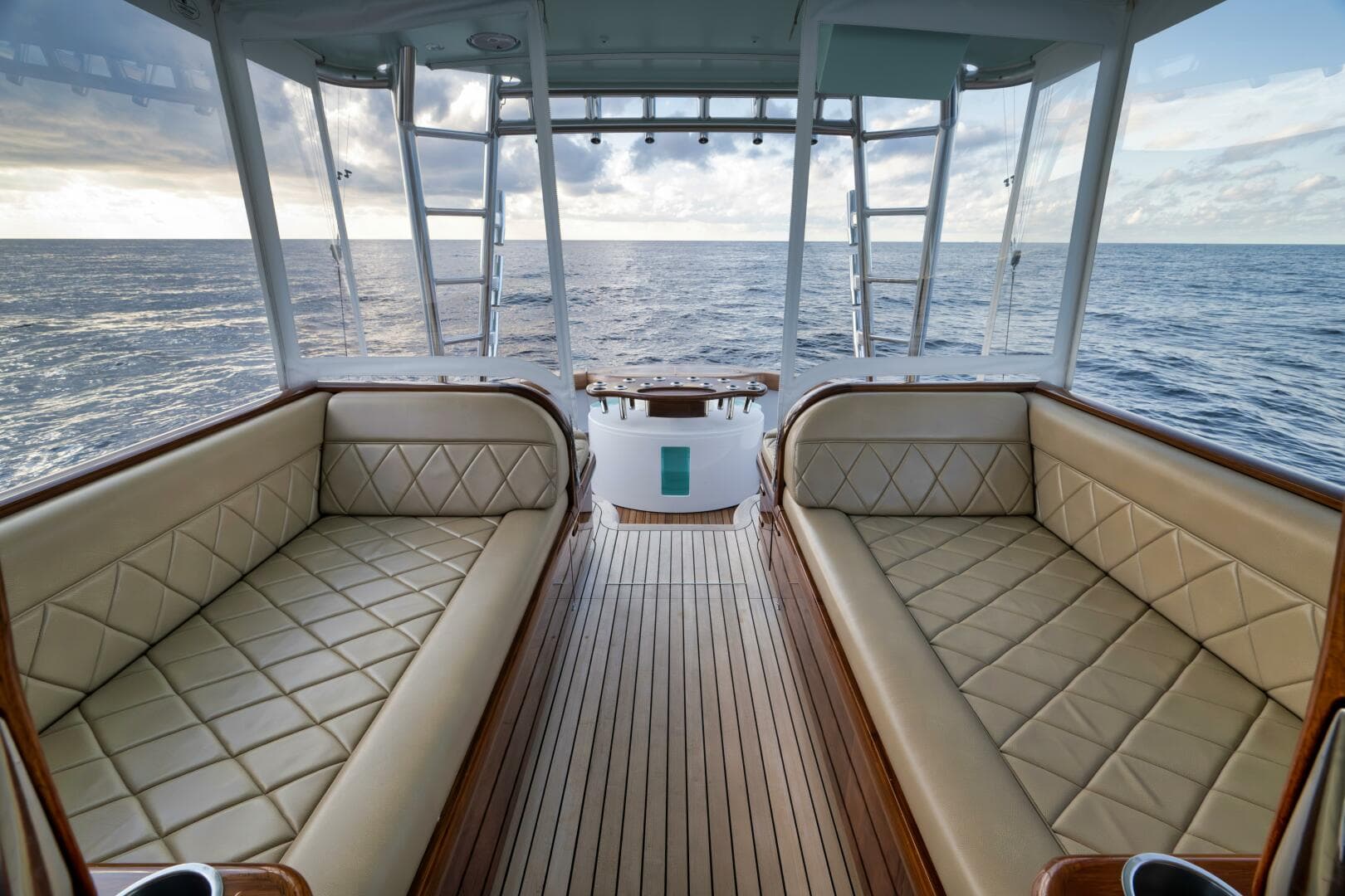 2019 Winter Custom Yachts 46 Walkaround — photo 49