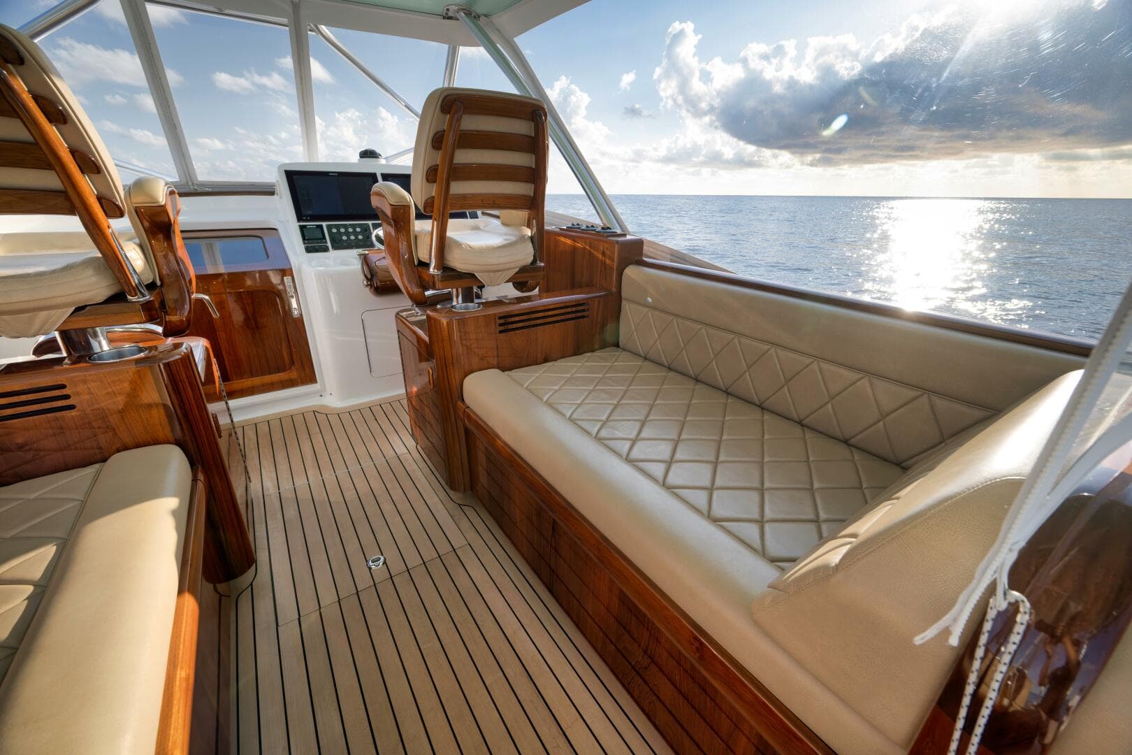 2019 Winter Custom Yachts 46 Walkaround — photo 56