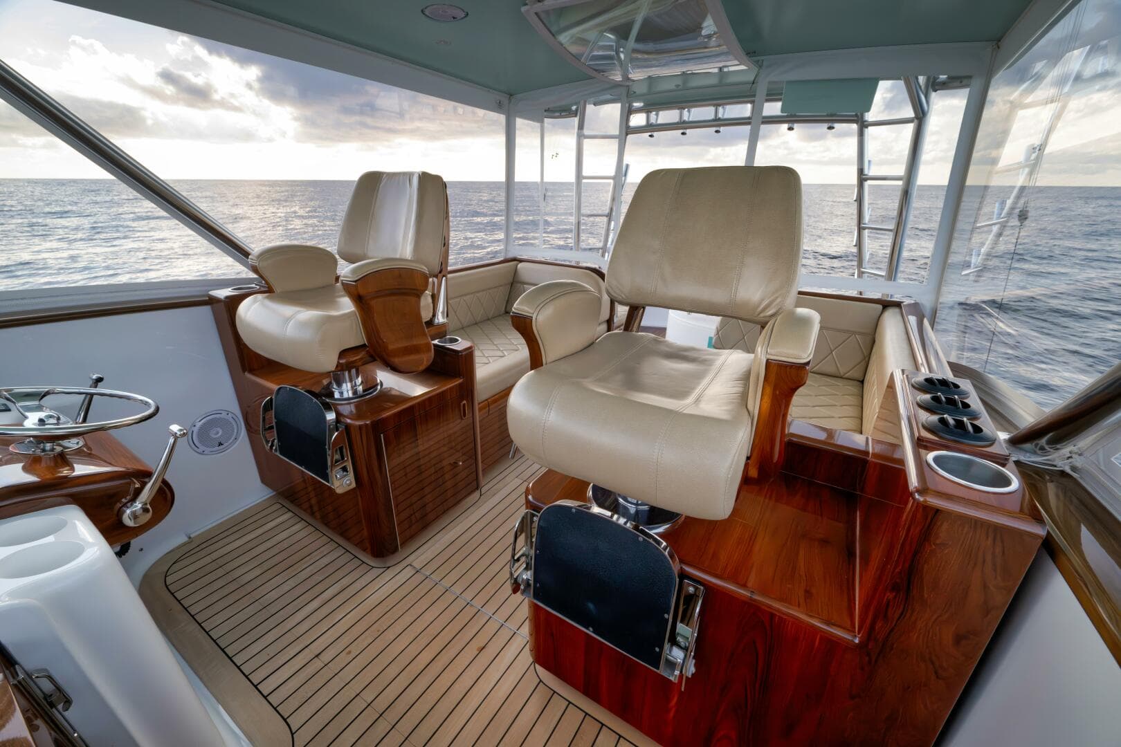 2019 Winter Custom Yachts 46 Walkaround — photo 43