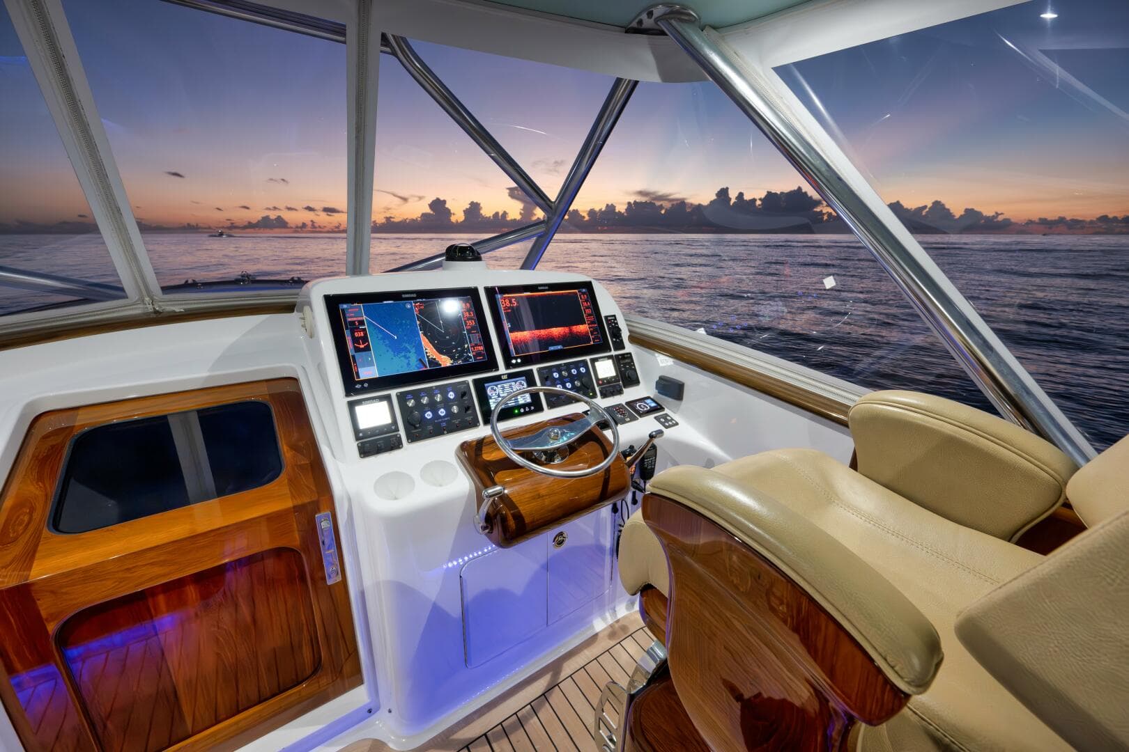 2019 Winter Custom Yachts 46 Walkaround — photo 36