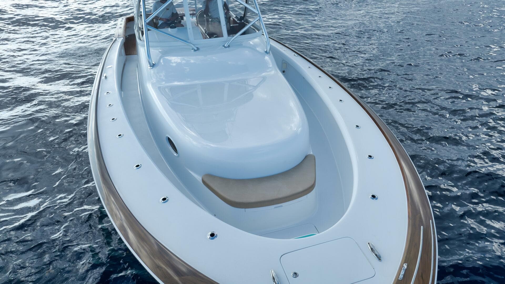 2019 Winter Custom Yachts 46 Walkaround — photo 24