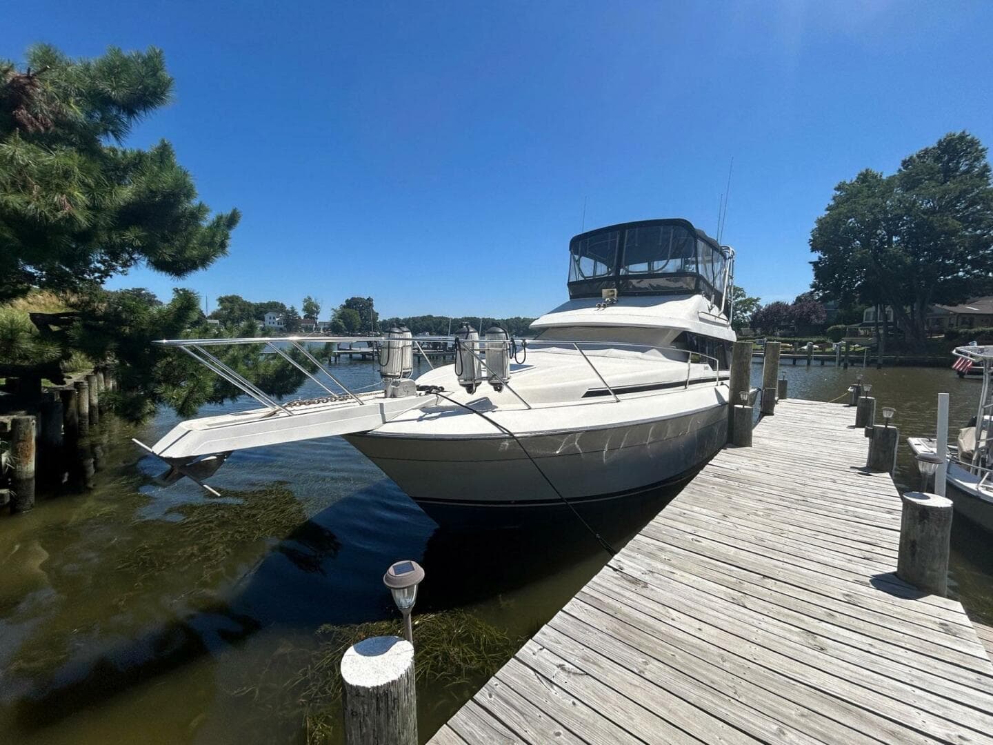1990 Silverton 34 Convertible — photo 1