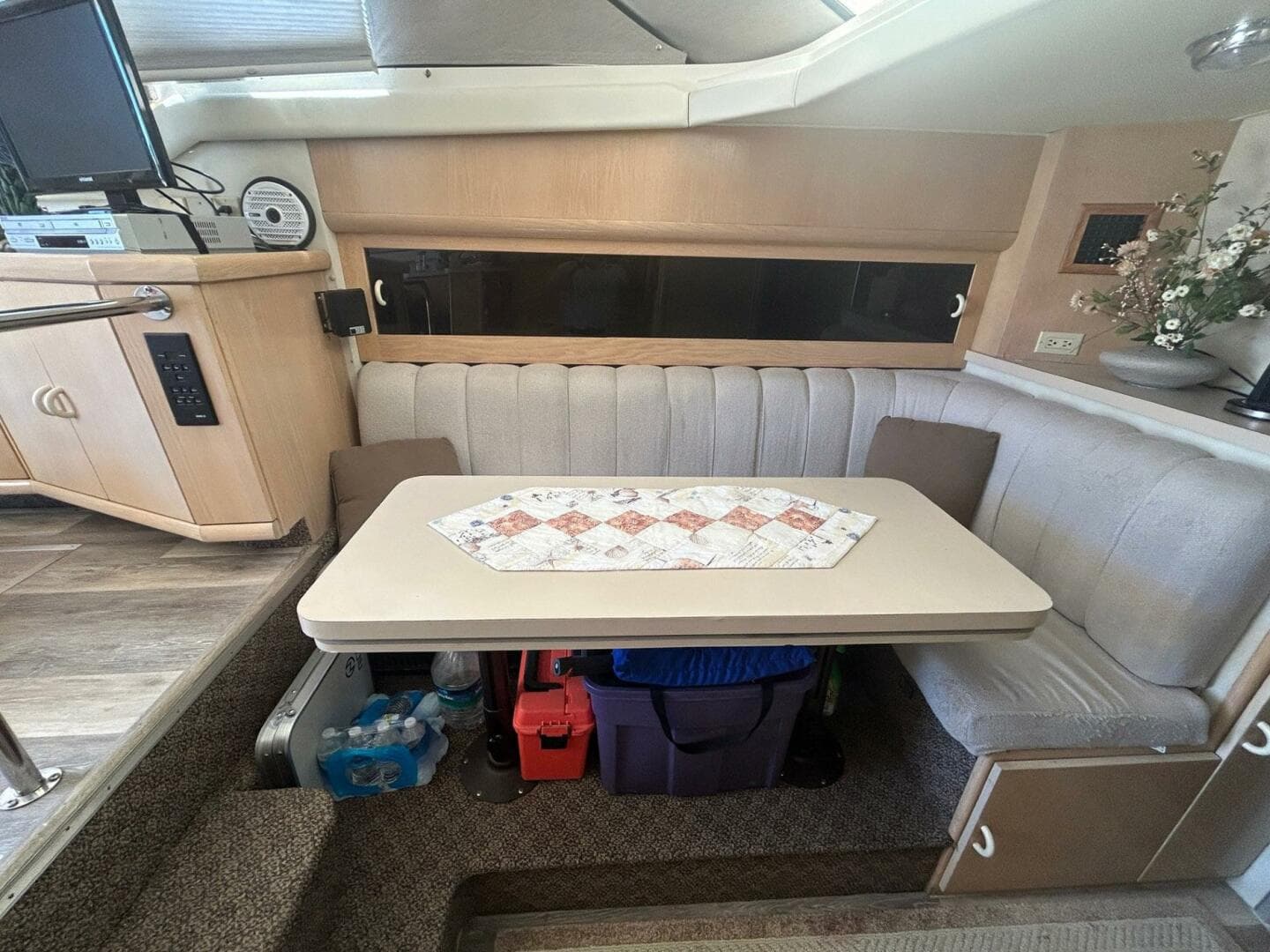 1990 Silverton 34 Convertible — photo 26