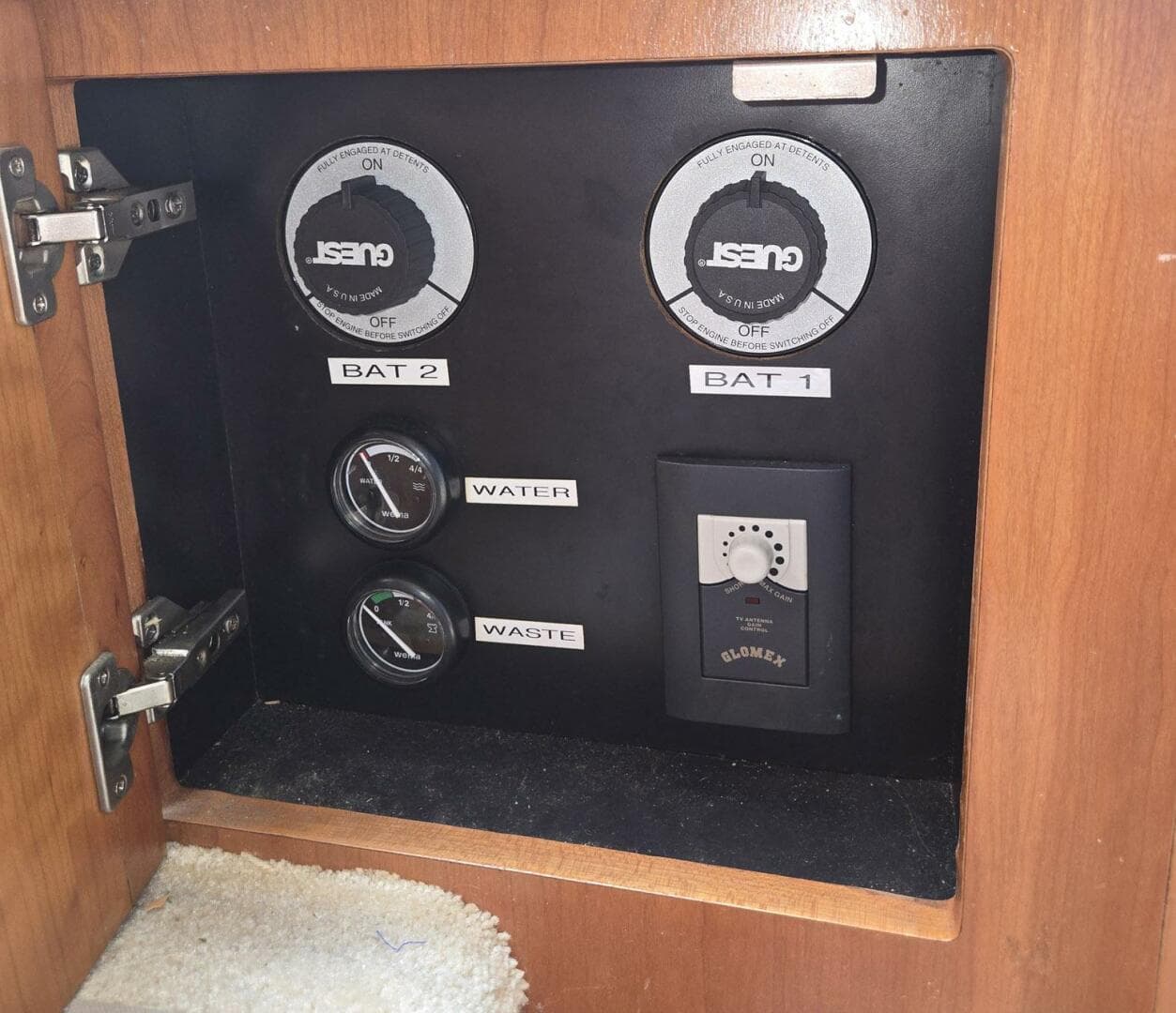 2003 Silverton 392 Aft Cabin — photo 10