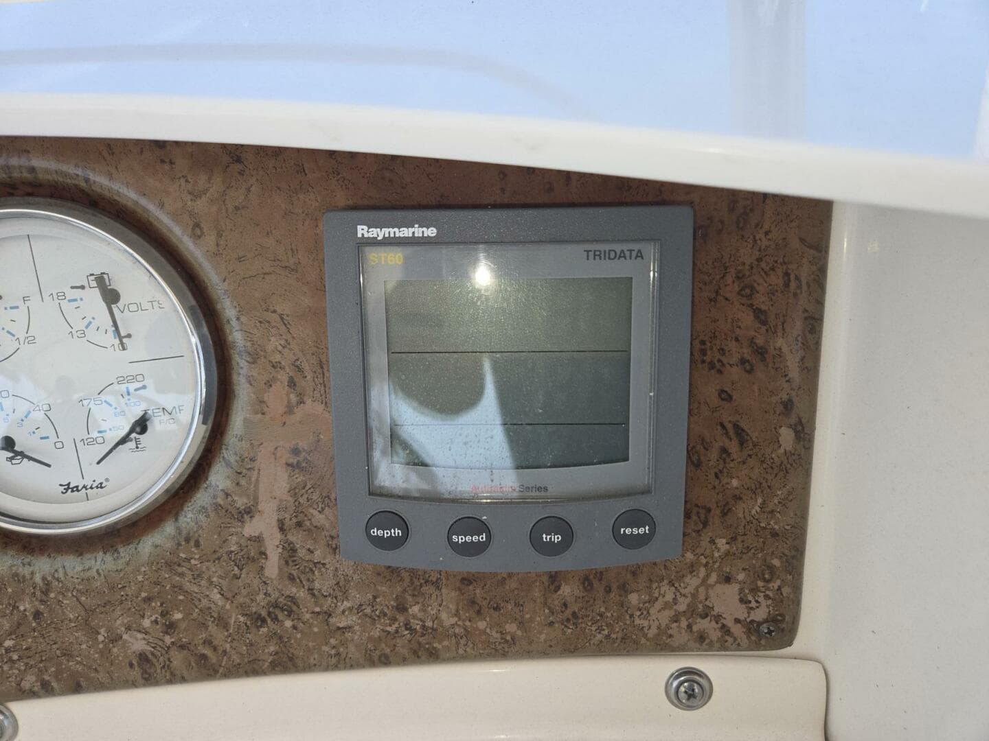 2003 Silverton 392 Aft Cabin — photo 22